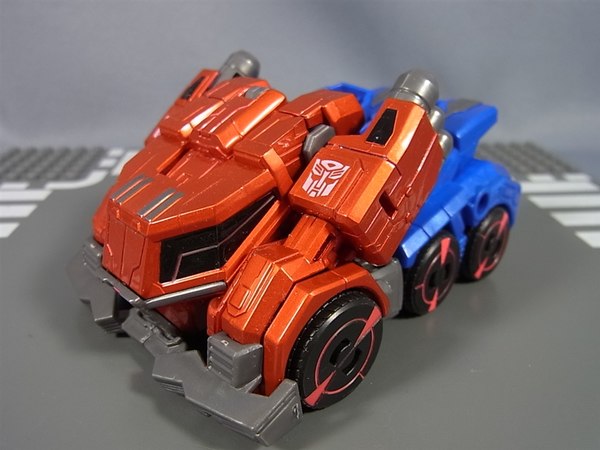 Transformers Generations TG 01 Optimus Japan Edition Image   (4 of 22)